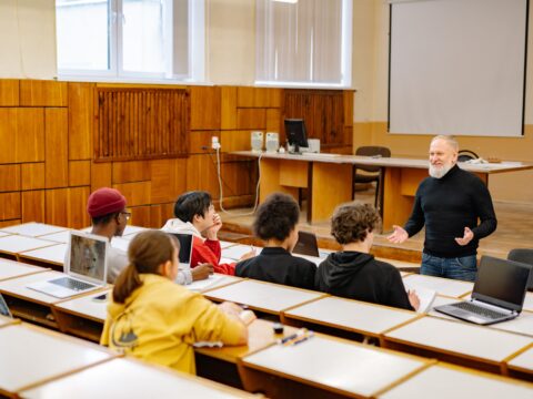 best communication skills courses for professionals
