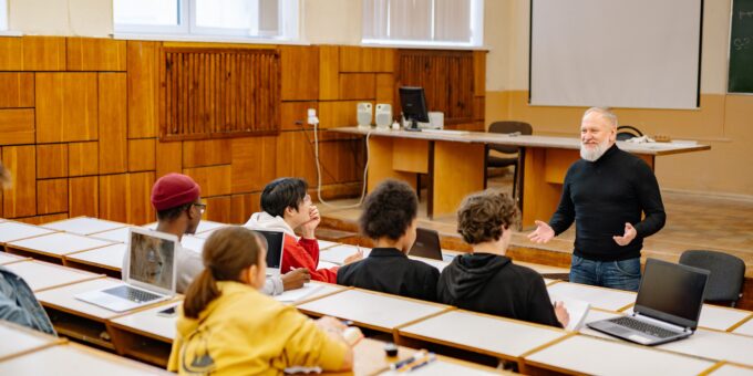 best communication skills courses for professionals